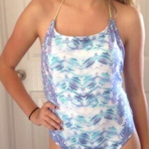 VICTORIA'S SECRET VERY SEXY ONE BATHING SUIT WHITE & BLUE HALTER
